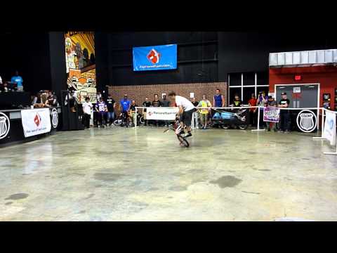 Mike at JOMO Pro BMX competition - intermediate flatland run