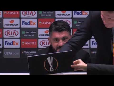 Gattuso in conferenza post Dudelange. "Togliete il cartello, sono basso"