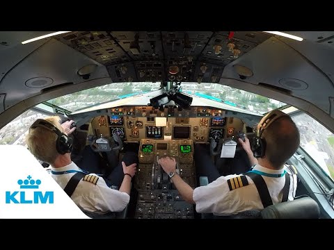 KLM Cockpit Tales: Part 12 - Mo in action