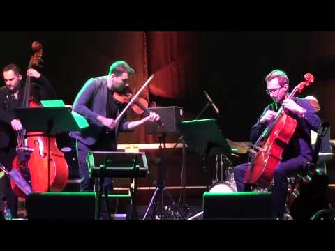 Dawid Lubowicz Jazz Ensamble  feat. Krzysztof Herdzin - Obercology