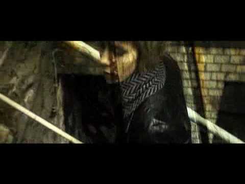 Aneta Langerová - V bezvětří 2009 ( oficialní videoklip ) WWW.LANGEROVAANETA.CZ