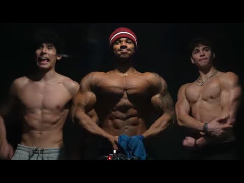 WORKOUT WITH YOUR FRIENDS! Winter Bulk Day 33&34 (Chest & Shoulder) | 365l Bench Press?