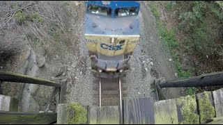 preview picture of video 'GE Locomotives and Autoracks from Above on CSX'