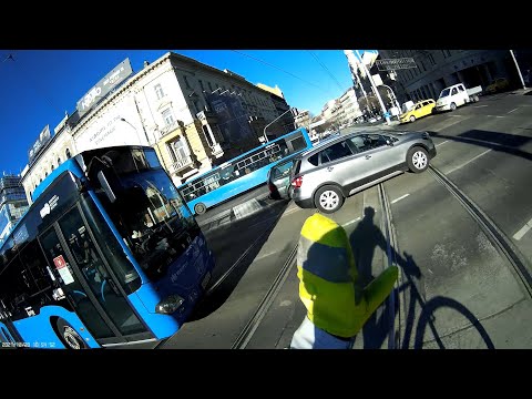 Elengedem a buszt - I let the bus go