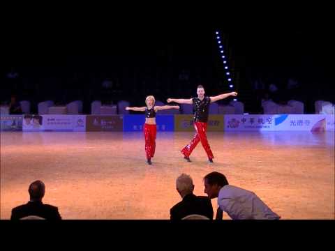 Steinar BERG und Anne Ragnhild OLSTAD WDSG Kaohsiung 2013 R´n´R Fußtechnik