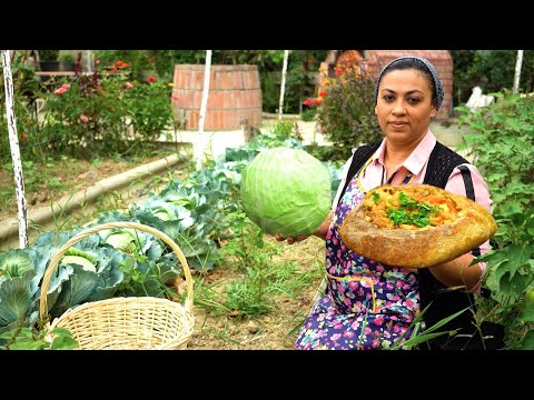 Recipe Ukrainian Borsch in Bread! Harvesting Cabbage and cooked a Delicious Dinner!