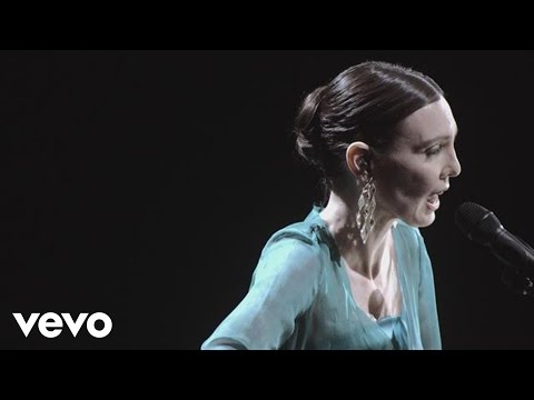 Videoclip de E Sendo Amor (Ao Vivo) — Adriana Calcanhotto