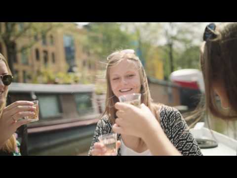 Pak het roer in eigen hand: 4 uur zelf varen en een stad naar keuze ontdekken met een sloep, nu met 50% korting - Second Medium