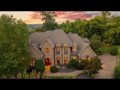 818 Hammock Lane | Home in Farragut's Bridgemore Community