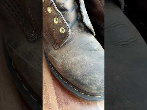 Dr. Martens Crazy Horse Aztec Gaucho | Wonder Balsam | Lost personality