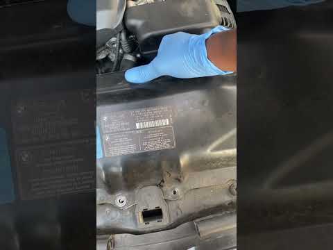 BMW radiator fan removal