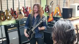 Video thumbnail for Blackstar JJN-20R MkII Signature Jared James Nichols tube amp and 212 cabinet demo at Basone by BasoneGuitars