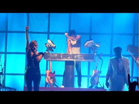 Mark Ronson - Record Collection (live in Tel Aviv, August 2011) - HD
