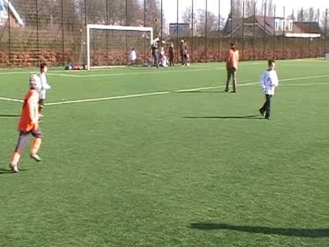 7 maart 2010 De Meern F13 - Montfoort F1 5-4 2e doelpunt Erdem