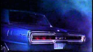 Peter Buck (R.E.M.) emerges from car