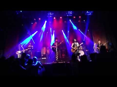 O Teatro Mágico e Roberta Campos   De Janeiro a Janeiro