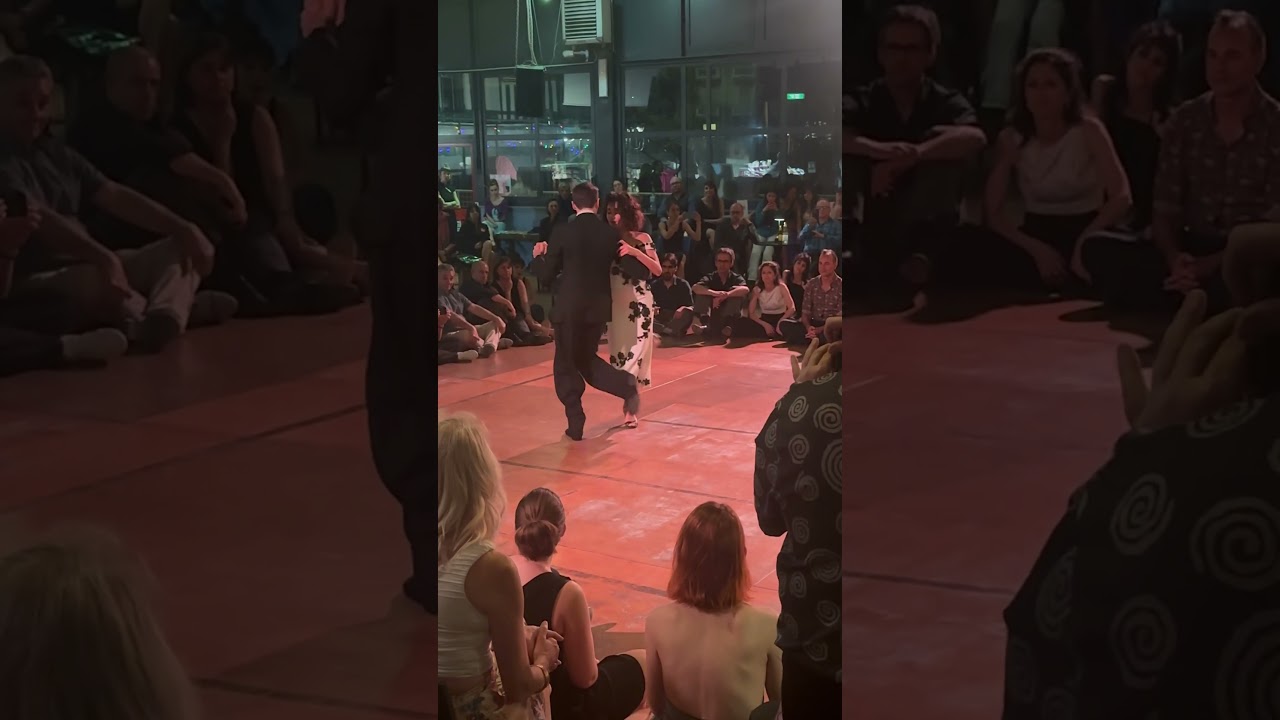 Video thumbnail for Gianpiero Galdi & Lorena Tarantino dance 4 vals (X Tango Experience 2025) - Torino, Italy