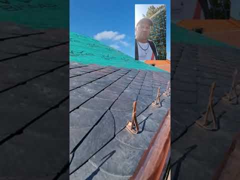 Eingebundener Fuß und Verabschiedung ins Wochenende - kurzes Video