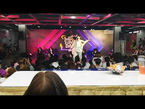 B2Seat cover BTS @ MBK Cover Dance 2020