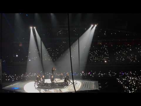 [FANCAM] 170402 The EXOrDium in Singapore - White Noise 백색소음