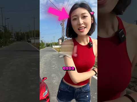 Ela comprou uma mini Ferrari e o namorado não acreditou 🏎️
