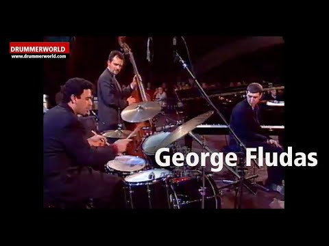 George Fludas: COOL DRUM SOLO with Benny Green - 1996 #georgefludas  #bennygreen #drummerworld