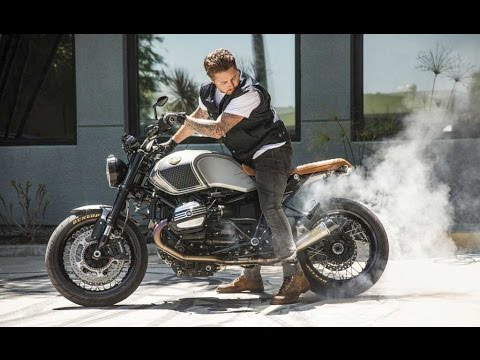 Thumbnail for BMW K1300R exhaust sound and fly by by BMW K1300R