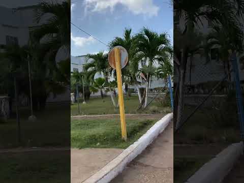 Carretera saliendo del pueblo, Remedios Villa Clara para Camajuani zona del hospital. Cuba.