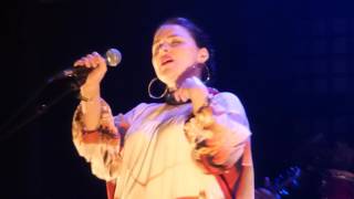 Emilíana Torrini & the Colorist - When we dance @ Le Bataclan 22.02.17