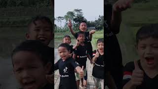 Download lagu Funny rhyme mechanics battle #shorts mp3