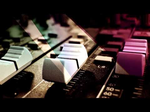 Feel The Drum ( Mr.B3ATS, Nicolas-R Remix )