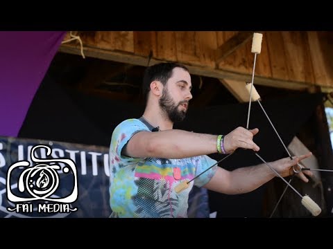 FAI Tutsday Tutorial: Triad - Folds by Kennedy Jenkins