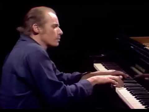 Glenn Gould hates the Chromatic Fantasia