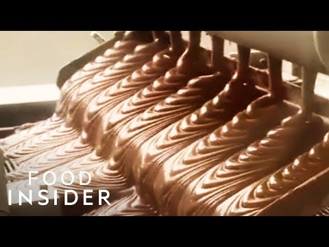 Make A Custom Candy Bar At Hershey's Chocolate World