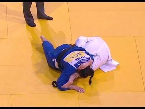 women judo armbar 7