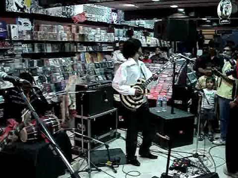 Yeshu Allah Krishna Live at Landmark Pune