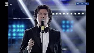 Massimo Di Cataldo è Riccardo Fogli: &quot;Storie di tutti i giorni&quot; - Tale e Quale Show 09/11/2018