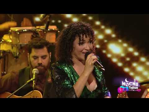 Luz Yamelín canta EL CURRUCHÁ