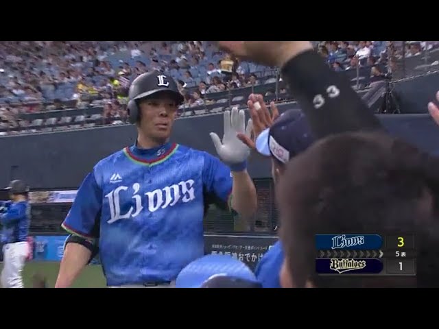 【5回表】さすがの打撃術!! ライオンズ・秋山が直球をうまくさばいてレフトスタンドへ運ぶ!! 2018/8/9 Bs-L