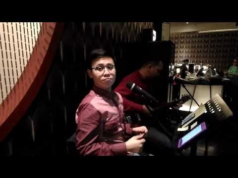 Kala Cinta Menggoda (Chrisye) - Covered song by Joe Rizal