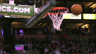 Glen "Ground" Davis Misses Dunk