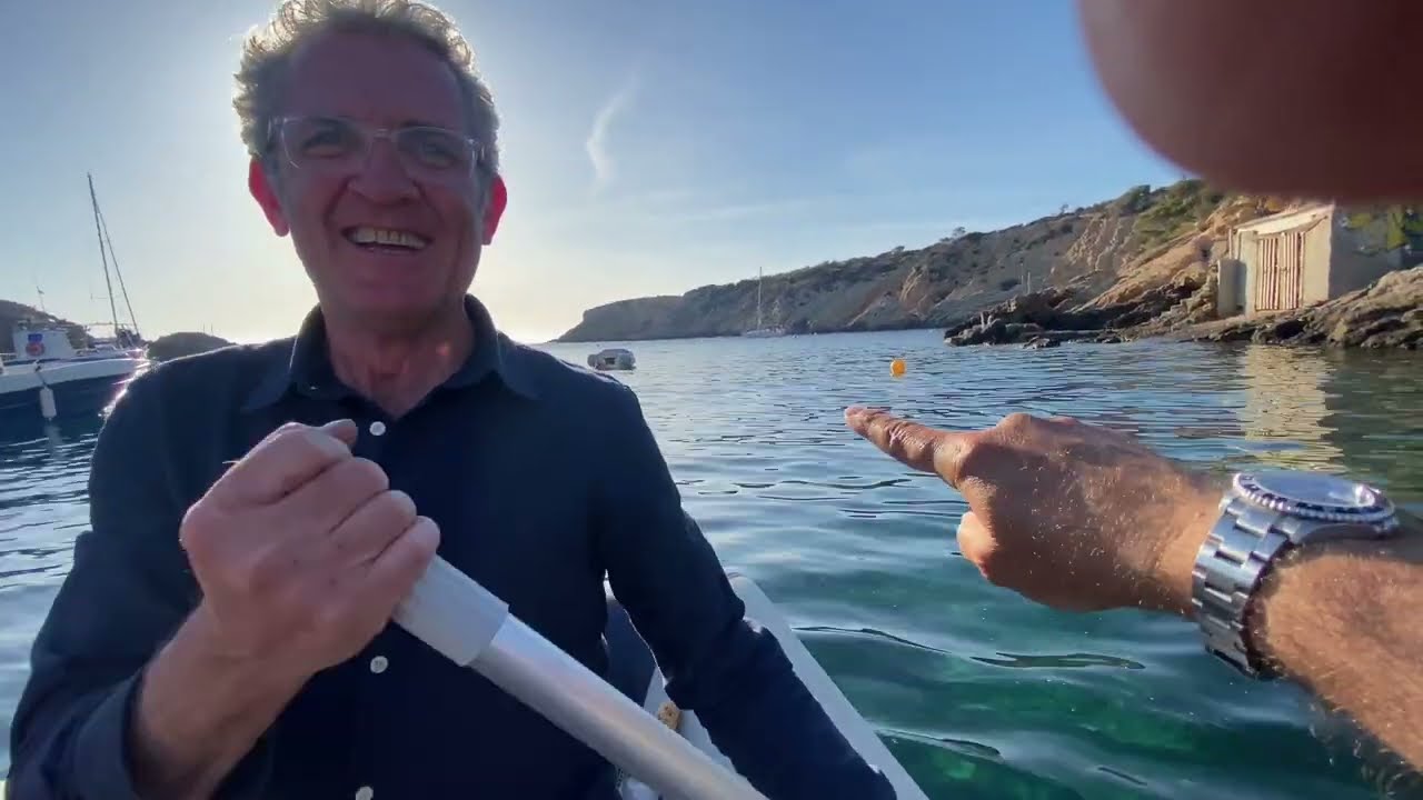 230423 Ibiza: Rowing in Cala Vedella