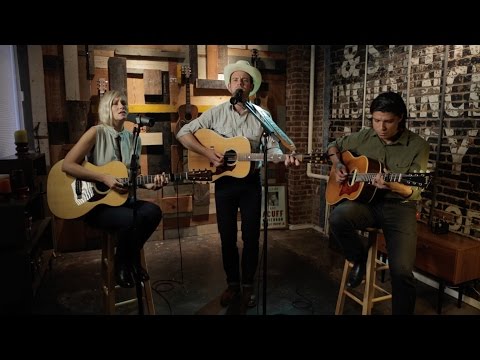 Sam Outlaw | Love Her For A While