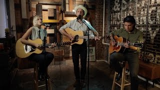 Sam Outlaw | Love Her For A While