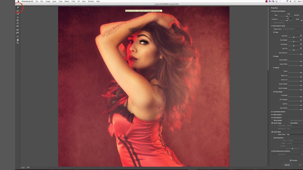 Photoshop CS6: Body sculpting with Liquify