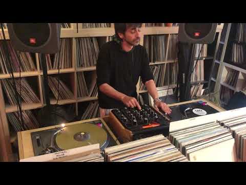 Seawolf Records Easter Monday In-Store Streaming w// Francesco Farfa & Andy Perfetti