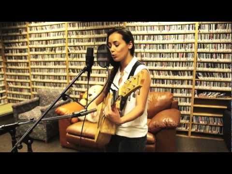 Leilani Wolfgramm - Rewind (Live! on WPRK's Local Heroes)