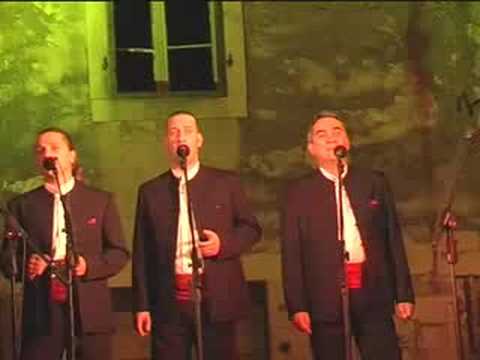 Klapa Pivači KUD-a Cambi - Rusulica
