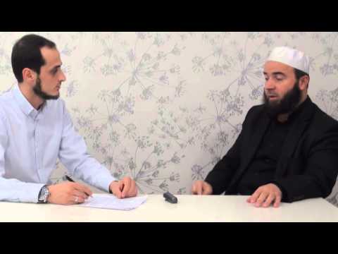 Në sexhde gjat namazit të nates çfarë të thuhet? - Hoxhë Jusuf Hajrullahu