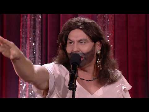 Kabaret pod Wyrwigroszem - Wiemy jak zrobić z baby chłopa [skecz]